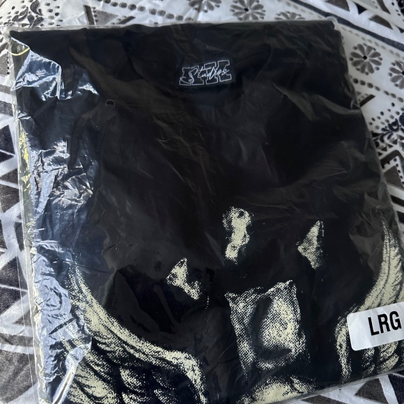 Travis Scott Crucifixion Long Sleeve - Picture 2 of 3